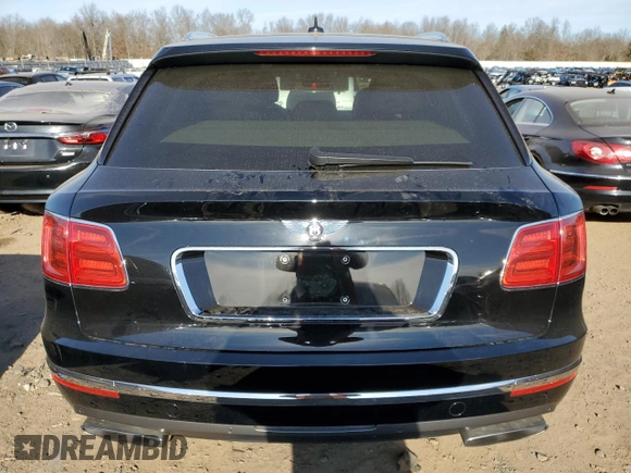 2018 Bentley Bentayga Signature z VIN SJAAC2ZV5JC017769, wystawiony jako Copart lot #80888443 z przebiegiem 24 775 mil mil oraz . Historia ofert i sprzedaży dostępna na DreamBid. Obrazek 6.