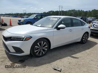 2024 Honda Civic EX-L z VIN 19XFL1H73RE019414, wystawiony jako Copart lot #56992185 z przebiegiem 11 618 mil mil oraz Szkoda całkowita • Salvage title. Historia ofert i sprzedaży dostępna na DreamBid. Obrazek 1.