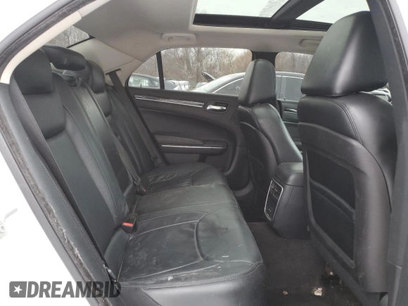 2016 Chrysler 300 Anniversary Edition with VIN 2C3CCARG2GH262025, listed as a Copart auction lot 44403395 with 127,752 mi miles and Clean Title. Bid and sale history available at DreamBid. Image 10.