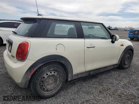 2016 MINI Hardtop with VIN WMWXP5C58G2D13732, listed as a Copart auction lot 53082215 with 283,481 mi miles and Clean Title. Bid and sale history available at DreamBid. Image 3.
