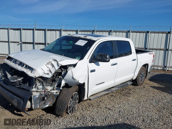 2014 Toyota Tundra 4WD Truck LTD with VIN 5TFHW5F16EX372679, listed as a IAAI auction lot 41736049 with 247,000 mi miles. Bid and sale history available at carsss.com. Image 6.