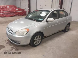 2006 Hyundai Accent GLS with VIN KMHCN46C06U004764, listed as a IAAI auction lot 41793192 with 182,841 mi miles. Bid and sale history available at carsss.com. Image 2.