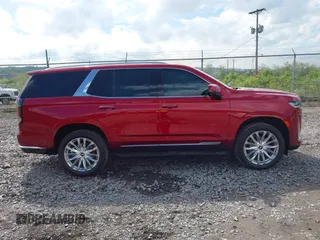 2021 Cadillac Escalade Premium Luxury z VIN 1GYS4BKL6MR453583, wystawiony jako IAAI lot #42129264 z przebiegiem 11 322 mil mil oraz . Historia ofert i sprzedaży dostępna na DreamBid. Obrazek 13.