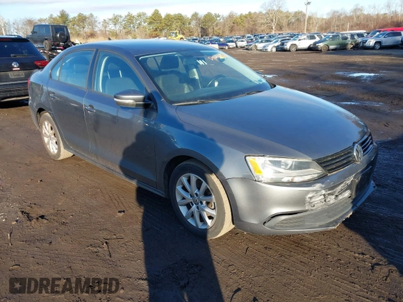 2012 Volkswagen Jetta Sedan SE w/Convenience PZEV with VIN 3VWDP7AJ9CM401574, listed as a IAAI auction lot 41488491 with 120,498 mi miles. Bid and sale history available at carsss.com. Image 1.