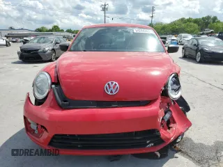2017 Volkswagen Beetle Fleet z VIN 3VWF17AT7HM627079, wystawiony jako Copart lot #54294245 z przebiegiem 118 800 mil mil oraz Szkody całkowita. Historia ofert i sprzedaży dostępna na DreamBid. Obrazek 5.