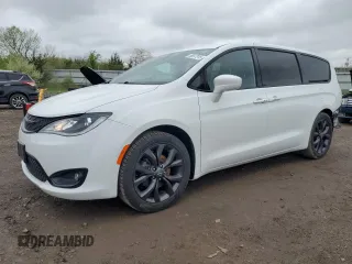 2019 Chrysler Pacifica Touring Plus z VIN 2C4RC1FG2KR522288, wystawiony jako Copart lot #55617515 z przebiegiem 103 753 mil mil oraz Szkoda całkowita • Salvage title. Historia ofert i sprzedaży dostępna na DreamBid. Obrazek 1.