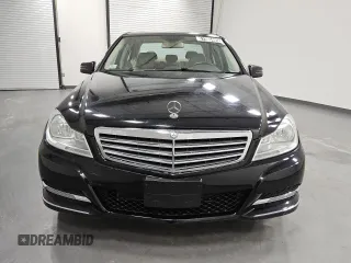 2013 Mercedes-Benz C 300 Sport with VIN WDDGF8ABXDA822502, listed as a Copart auction lot 51980405 with 118,921 mi miles and Clean Title. Bid and sale history available at DreamBid. Image 5.