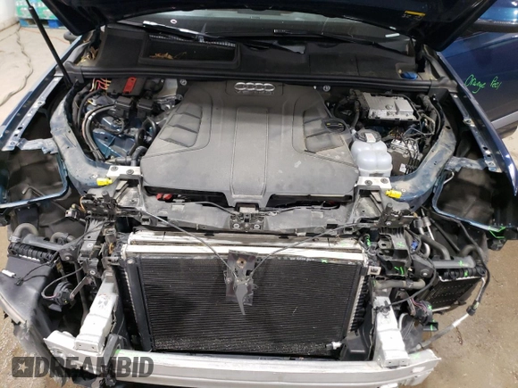 2018 Audi Q7 Premium Plus with VIN WA1LAAF73JD032143, listed as a Copart auction lot 57399785 with 97,893 mi miles and Salvage title. Bid and sale history available at DreamBid. Image 12.