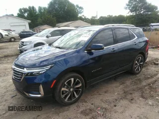 2022 Chevrolet Equinox Premier z VIN 3GNAXNEV1NS182042, wystawiony jako IAAI lot #42340232 z przebiegiem 26 052 mil mil oraz . Historia ofert i sprzedaży dostępna na DreamBid. Obrazek 2.
