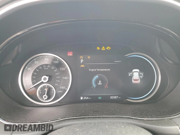 2022 Genesis GV70 2.5T with VIN KMUMADTB9NU057748, listed as a Copart auction lot 50538125 with 30,387 mi miles and Salvage title. Bid and sale history available at DreamBid. Image 9.