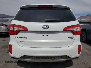 2014 Kia Sorento SX with VIN 5XYKW4A70EG428033, listed as a Copart auction lot 49733175 with 158,011 mi miles and Clean Title. Bid and sale history available at carsss.com. Image 6.