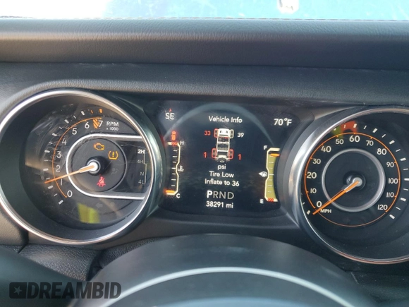 2020 Jeep Wrangler Unlimited Sahara Altitude z VIN 1C4HJXEG0LW324758, wystawiony jako Copart lot #74477894 z przebiegiem 38 291 mil mil oraz Szkoda całkowita • Salvage title. Historia ofert i sprzedaży dostępna na DreamBid. Obrazek 9.