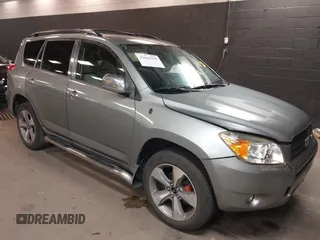 2008 Toyota RAV4 with VIN JTMBD33V685161926, listed as a IAAI auction lot 42041950 with 160,153 mi miles. Bid and sale history available at carsss.com. Image 1.