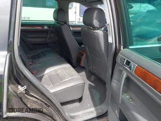 2007 Volkswagen Touareg V6 with VIN WVGLE77L97D003680, listed as a IAAI auction lot 42224505 with 145,052 mi miles and . Bid and sale history available at DreamBid. Image 8.