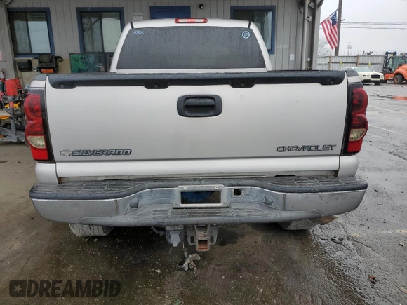 2005 Chevrolet Silverado 1500 LT with VIN 2GCEK13T251104643, listed as a Copart auction lot 48961945 with 241,862 mi miles and Salvage Title. Bid and sale history available at DreamBid. Image 6.