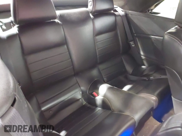 2014 Ford Mustang V6 with VIN 1ZVBP8EM1E5272367, listed as a IAAI auction lot 41543598 with 76,847 mi miles. Bid and sale history available at carsss.com. Image 8.