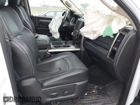 2016 Ram 1500 Sport z VIN 1C6RR7HT5GS149692, wystawiony jako IAAI lot #41174363 z przebiegiem 102 938 mil mil oraz . Historia ofert i sprzedaży dostępna na DreamBid. Obrazek 5.