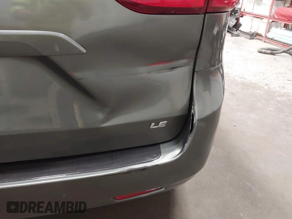 2019 Toyota Sienna LE Auto Access Seat with VIN 5TDKZ3DCXKS012628, listed as a IAAI auction lot 41666314 with 72,428 mi miles and . Bid and sale history available at DreamBid. Image 18.