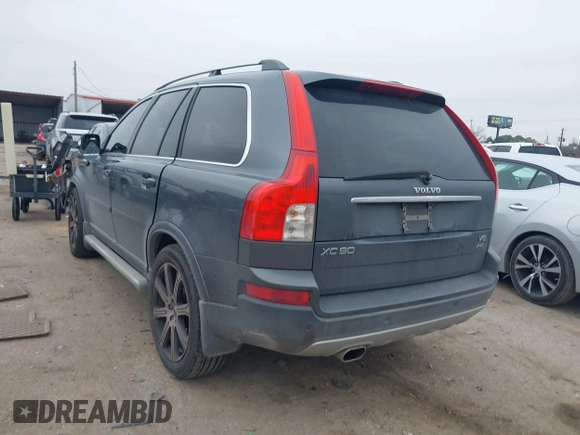 2007 Volvo XC90 V8 with VIN YV4CZ852471365438, listed as a IAAI auction lot 41448132 with 246,077 mi miles. Bid and sale history available at carsss.com. Image 3.