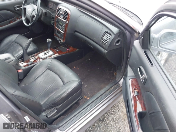 2005 Hyundai Sonata GLS with VIN KMHWF35H25A167370, listed as a IAAI auction lot 42049409 with 65,928 mi miles. Bid and sale history available at carsss.com. Image 5.