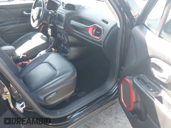 2015 Jeep Renegade Trailhawk with VIN ZACCJBCT1FPC17815, listed as a IAAI auction lot 42043290 with 247,652 mi miles and . Bid and sale history available at DreamBid. Image 5.