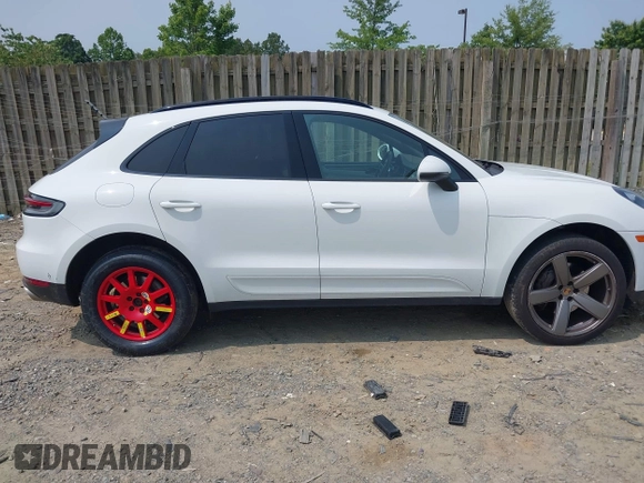 2019 Porsche Macan S with VIN WP1AB2A52KLB32441, listed as a IAAI auction lot 42388548 with 44,359 mi miles and . Bid and sale history available at DreamBid. Image 13.