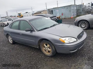 2006 Ford Taurus SE with VIN 1FAFP53U26A233114, listed as a IAAI auction lot 41850941 with 189,782 mi miles. Bid and sale history available at carsss.com. Image 1.