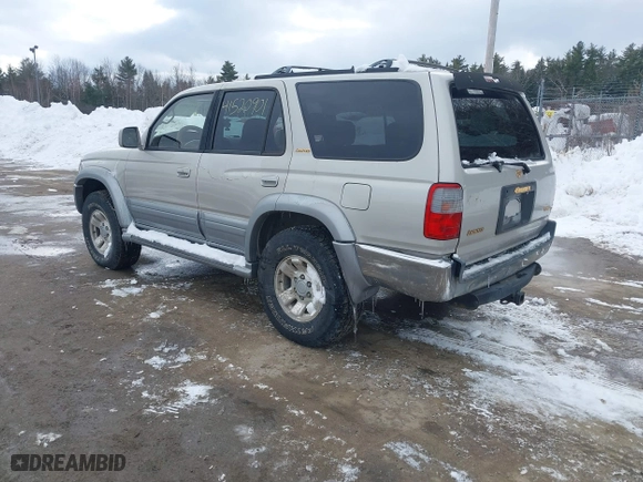 1998 Toyota 4Runner Limited with VIN JT3HN87RXW0144093, listed as a IAAI auction lot 41520901 with 205,623 mi miles. Bid and sale history available at carsss.com. Image 3.