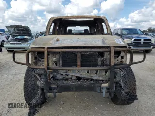 2006 Hummer H3 with VIN 5GTDN136568297746, listed as a Copart auction lot 74004254 with Not Provided miles and Non Repairable. Bid and sale history available at DreamBid. Image 5.