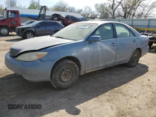 2004 Toyota Camry LE with VIN 4T1BE32K94U901680, listed as a Copart auction lot 50759765 with 218,738 mi miles and Salvage Title. Bid and sale history available at carsss.com. Image 1.