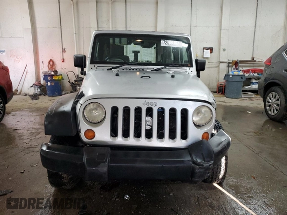 2008 Jeep Wrangler X с VIN 1J4FZ24138L526514, выставлен на аукционе Copart как лот 72569194 с пробегом 216 928 миль миль и Списание • Salvage title. История ставок и продаж доступна на DreamBid. Изображение 5.