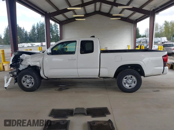2021 Toyota Tacoma SR с VIN 3TYRX5GN8MT005858, выставлен на аукционе IAAI как лот 42022056 с пробегом 59 608 миль миль и . История ставок и продаж доступна на DreamBid. Изображение 15.