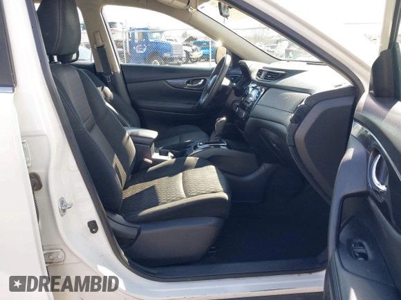 2017 Nissan Rogue SV with VIN KNMAT2MV9HP558445, listed as a IAAI auction lot 41637607 with 141,692 mi miles. Bid and sale history available at carsss.com. Image 5.