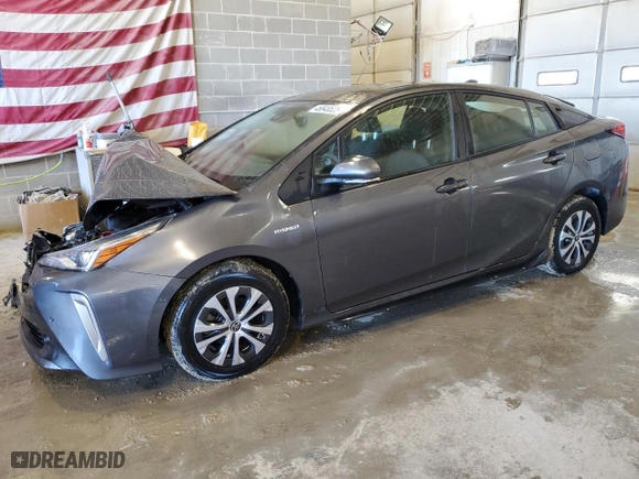 2022 Toyota Prius LE with VIN JTDL9MFU9N3038403, listed as a Copart auction lot 46848525 with 13,776 mi miles and Salvage Title. Bid and sale history available at carsss.com. Image 1.