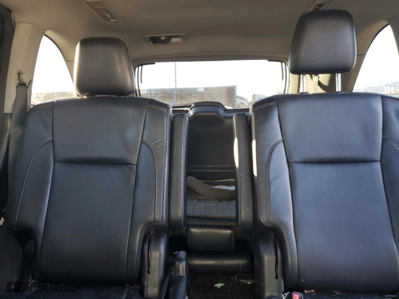 2017 Toyota Highlander XLE with VIN 5TDJZRFH8HS420884, listed as a Copart auction lot 42824885 with 168,163 mi miles and Salvage Title. Bid and sale history available at carsss.com. Image 10.