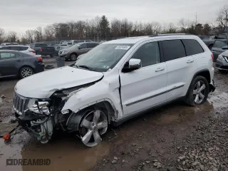 2013 Jeep Grand Cherokee Limited with VIN 1C4RJFBT4DC596751, listed as a Copart auction lot 85324604 with 141,967 mi miles and Salvage Title. Bid and sale history available at carsss.com. Image 1.