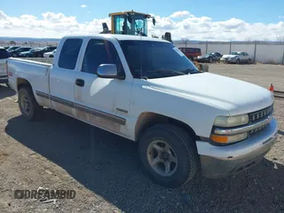 1999 Chevrolet Silverado 1500 LS with VIN 1GCEK19T3XE220541, listed as a IAAI auction lot 41738881 with 251,297 mi miles. Bid and sale history available at carsss.com. Image 1.