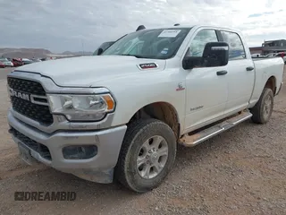2023 Ram 2500 Big Horn with VIN 3C6UR5DL7PG587769, listed as a IAAI auction lot 41300388 with 33,384 mi miles. Bid and sale history available at carsss.com. Image 17.