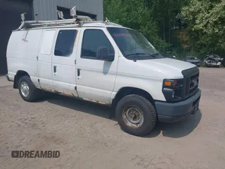2014 Ford Econoline Cargo Commercial z VIN 1FTNE2ELXEDB13847, wystawiony jako IAAI lot #42293802 z przebiegiem 139 105 mil mil oraz . Historia ofert i sprzedaży dostępna na DreamBid. Obrazek 1.