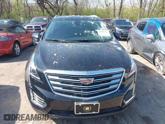 2017 Cadillac XT5 Luxury AWD z VIN 1GYKNDRS4HZ184818, wystawiony jako IAAI lot #42000747 z przebiegiem 46 633 mil mil oraz . Historia ofert i sprzedaży dostępna na DreamBid. Obrazek 12.