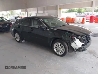 2014 Lexus ES 300h z VIN JTHBW1GG9E2043696, wystawiony jako IAAI lot #42392424 z przebiegiem 74 370 mil mil oraz . Historia ofert i sprzedaży dostępna na DreamBid. Obrazek 1.