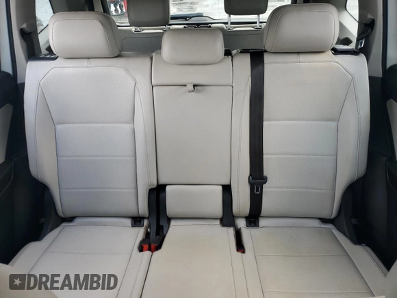 2018 Volkswagen Tiguan SEL с VIN 3VV3B7AX3JM005513, выставлен на аукционе Copart как лот 65977035 с пробегом 250 919 миль миль и Чистый • Clean title. История ставок и продаж доступна на DreamBid. Изображение 10.