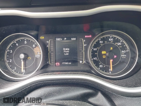 2017 Jeep Cherokee Sport with VIN 1C4PJMAB5HW619883, listed as a IAAI auction lot 42412423 with 177,063 mi miles and . Bid and sale history available at DreamBid. Image 7.