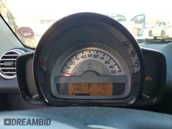 2012 Smart fortwo Pure z VIN WMEEJ3BA1CK559092, wystawiony jako Copart lot #85506924 z przebiegiem 47 806 mil mil oraz Szkoda całkowita • Salvage title. Historia ofert i sprzedaży dostępna na DreamBid. Obrazek 9.
