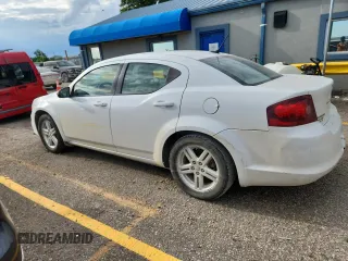 2013 Dodge Avenger SXT with VIN 1C3CDZCB0DN557314, listed as a Copart auction lot 61806395 with 98,967 mi miles and Clean title. Bid and sale history available at DreamBid. Image 2.