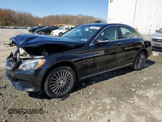 2015 Mercedes-Benz C-Class C 300 Luxury with VIN 55SWF4KB0FU033880, listed as a Copart auction lot 52429185 with 124,102 mi miles and Salvage Title. Bid and sale history available at carsss.com. Image 1.
