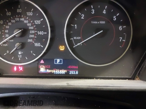 2014 BMW 2 Series M235i with VIN WBA1J7C56EVW84321, listed as a IAAI auction lot 41341382 with 158,444 mi miles and . Bid and sale history available at carsss.com. Image 7.