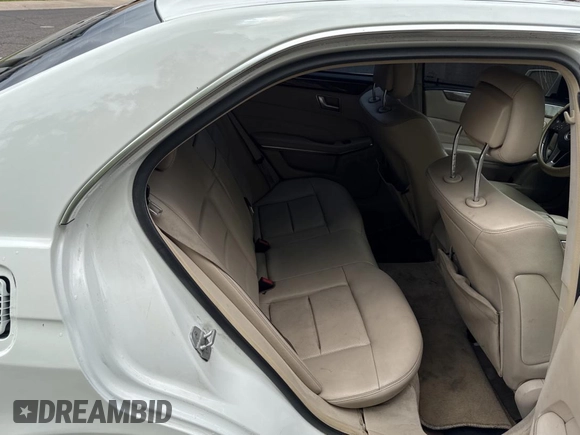 2014 Mercedes-Benz E 350 Sport with VIN WDDHF5KB2EA883006, listed as a Copart auction lot 56200605 with 183,781 mi miles and Clean Title. Bid and sale history available at DreamBid. Image 6.
