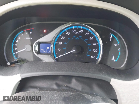 2012 Toyota Sienna XLE with VIN 5TDDK3DC3CS030466, listed as a IAAI auction lot 41914368 with 174,512 mi miles. Bid and sale history available at carsss.com. Image 7.