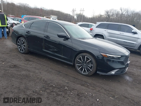 2023 Honda Accord Touring with VIN 1HGCY2F84PA019879, listed as a IAAI auction lot 41653979 with 25,125 mi miles and . Bid and sale history available at DreamBid. Image 1.